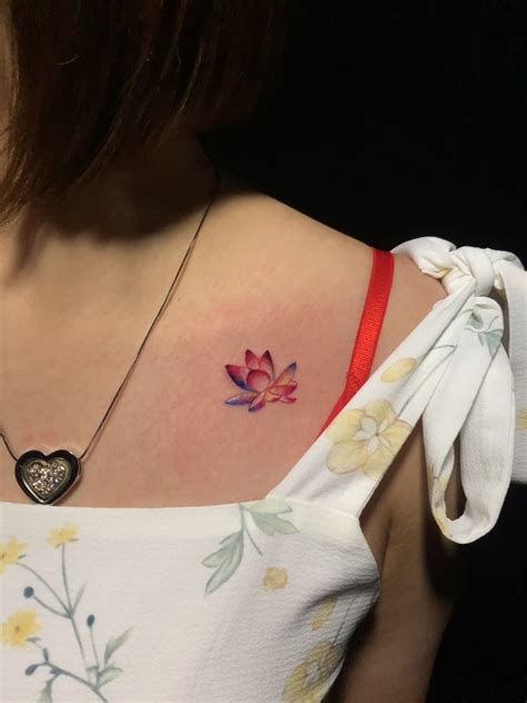 10 Small Aesthetic Tattoos For Women With Deep Meanings Hendric