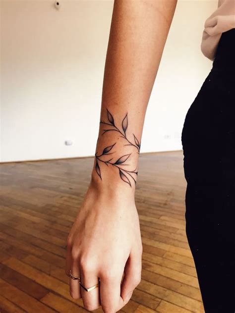 17 Beautiful Wrist Tattoos For Women Female Wrist Tattoos Ideas 17 Beautiful Wrist Tattoos For Women Female Wrist Tattoos Ideas