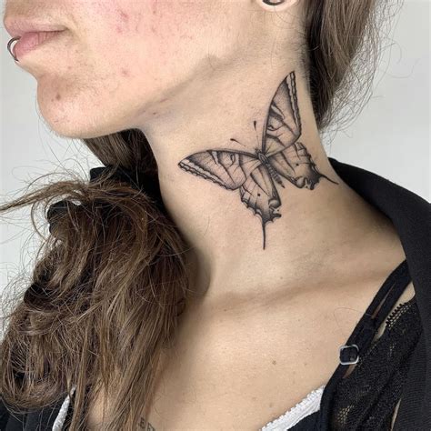 22 Butterfly Neck Tattoos That Prove The Power Of Simplicity 22 Butterfly Neck Tattoos That Prove The Power Of Simplicity