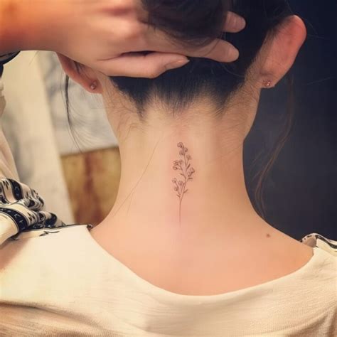 28 Incredible Small Neck Tattoos For Women Styleoholic