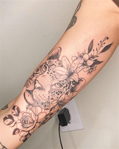 30 Best Feminine Tattoo Ideas You Should Check