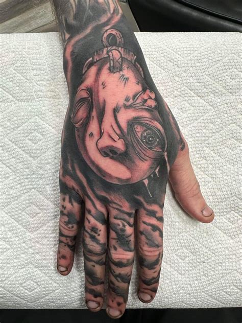 55 Outstanding Hand Tattoo Ideas To Beautify Your Hand