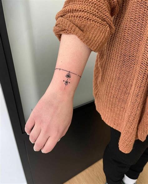 85 Wrist Tattoo Ideas For An Accessory That Doesn T Go Out Of Style 85 Wrist Tattoo Ideas For An Accessory That Doesn T Go Out Of Style