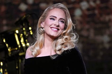 Adele Photos Exclusive: Behind-the-Scenes Moments Unveiled