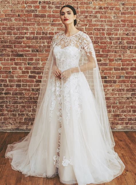 Capelet Dress Wedding Trends 2023: Elevate Your Style