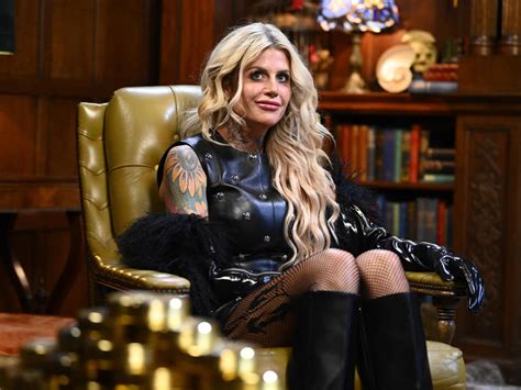 Carolyn Traitors: Unveiling the Truth Behind Scandal and Success