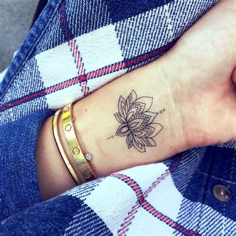 Flower Wrist Tattoos Designs Ideas And Meaning Tattoos For You Flower Wrist Tattoos Designs Ideas And Meaning Tattoos For You