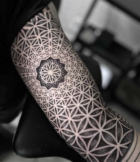 Geometric Tattoo Designs 25 Eye Catching Examples 4 Pattern Tattoo Geometric Tattoo Designs 25 Eye Catching Examples 4 Pattern Tattoo