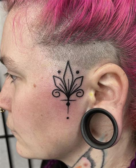 Handpoked By Leah Stanmore At Magic Tattoo Brighton Uk R Handpokeartists Handpoked By Leah Stanmore At Magic Tattoo Brighton Uk R Handpokeartists