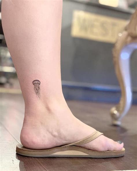 Jellyfish Tattoo Simple Jellyfish Tattoo Small Jellyfish Tattoo Jellyfish Tattoo Simple Jellyfish Tattoo Small Jellyfish Tattoo