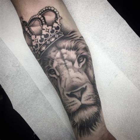 Lion Tattoos Images Designs Inspiration Inkably Co Uk