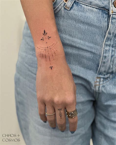Minimal Wrist Tattoos 25 Tiny Pretty Wrist Tattoos That Amp 39 Ll Inspire
