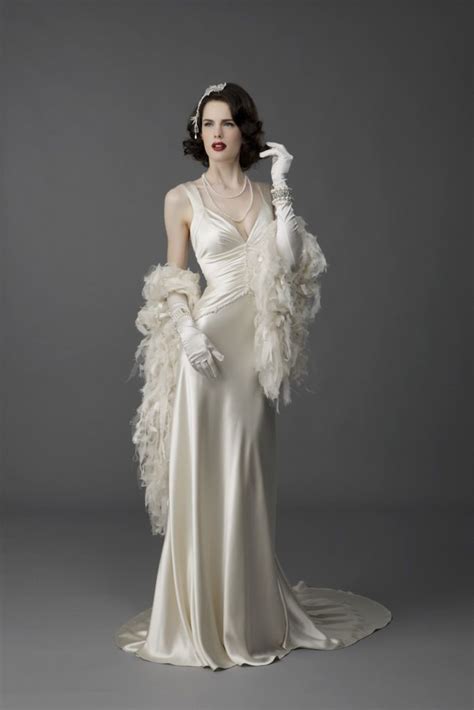 Old Hollywood Wedding Gowns: Timeless Elegance for Your Big Day