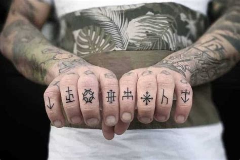 Pin By Alex Ac On Knuckle Tattoos Cool Finger Tattoos Men Finger Pin By Alex Ac On Knuckle Tattoos Cool Finger Tattoos Men Finger
