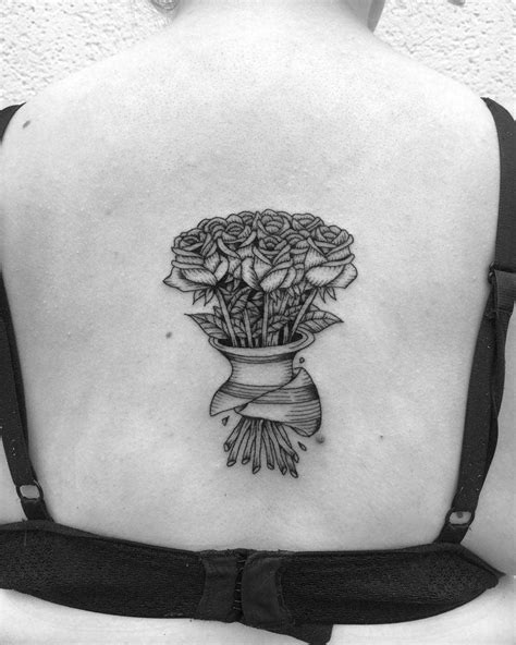 Rose Bouquet Tattoo On The Back Tattoogrid Net Rose Bouquet Tattoo On The Back Tattoogrid Net