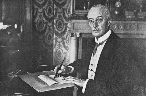 Rudolf Diesel Inventor: Breakthrough Engine Revolution