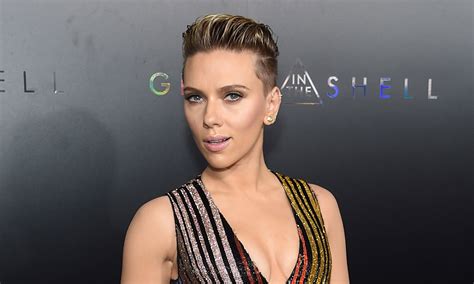 Scarlett Johansson Spotted Rocking A Very Interesting And Very Large