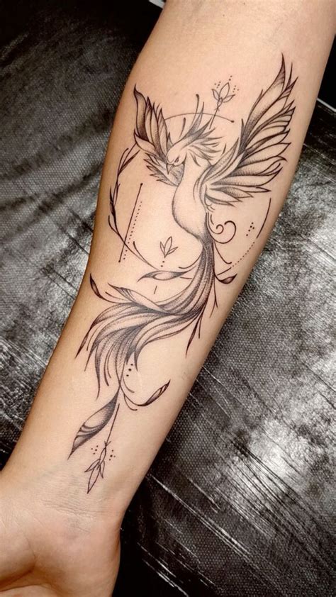 Stunning Phoenix Tattoo Design