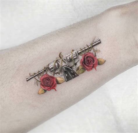 Tattoo Guns And Roses