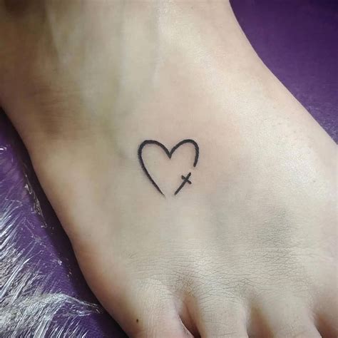 Tattoo Heart And Cross Tattoo Style Trends