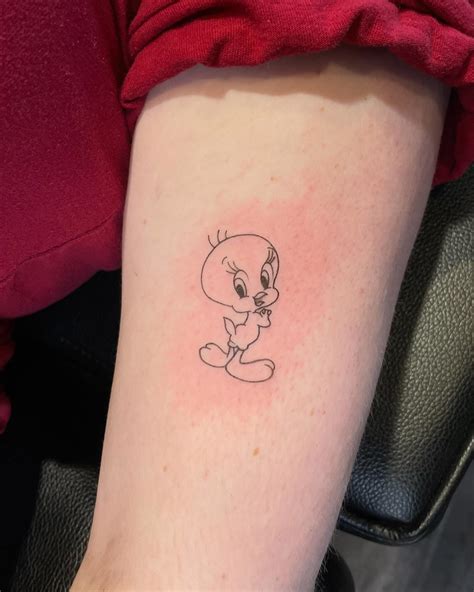 Tweety Bird Tattoo Meaning Amp Symbolism Naughtiness Tweety Bird Tattoo Meaning Amp Symbolism Naughtiness