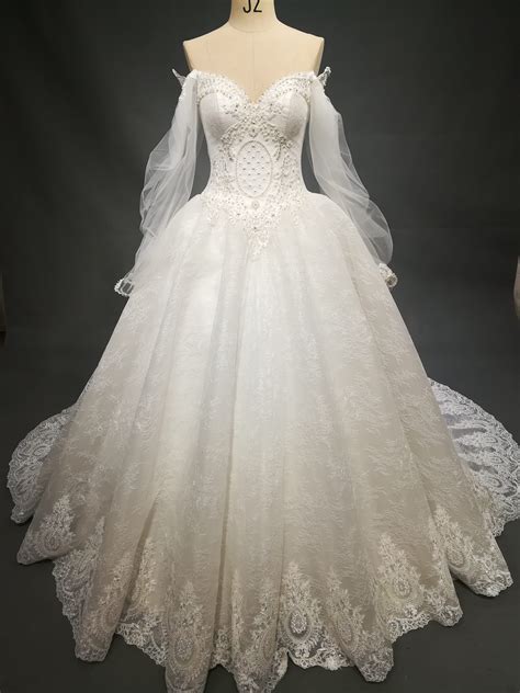 Elegant Wedding Dress Vintage Style for Timeless Romance