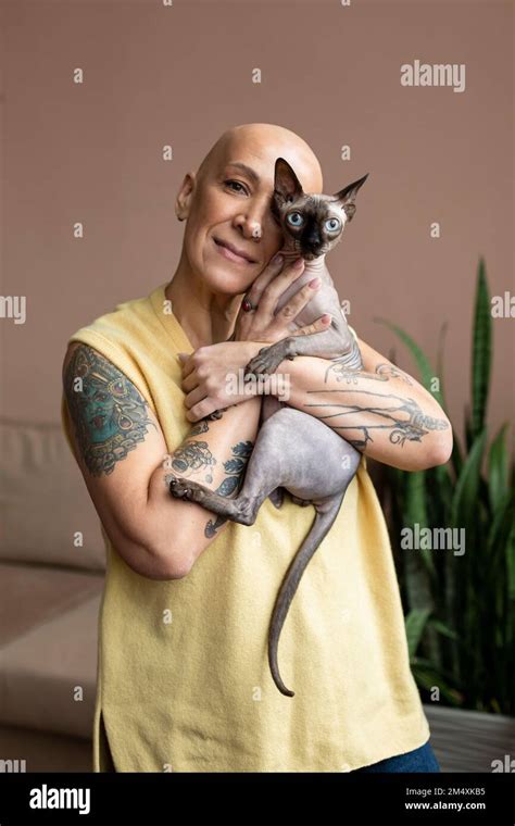 Woman Body Tattoo Animal Hi Res Stock Photography And Images Alamy